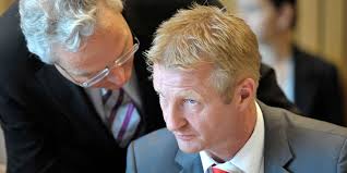 Polizei-Auftrag bei Love Parade: Einsatzbefehl bringt Innenminister in  Erklärungsnot