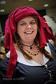 Hi everyone please follow my page 🙏