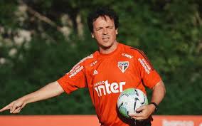 Coletiva fernando diniz após flamengo 1x4 são paulo pelo brasileiro 2020 siga na rede social: De Olho No Rival Sao Paulo Tem Reforco Para Jogo Contra O Flamengo Veja Provavel Escalacao Flamengo Coluna Do Fla