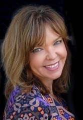 Karen Bosse's Instagram, Twitter & Facebook