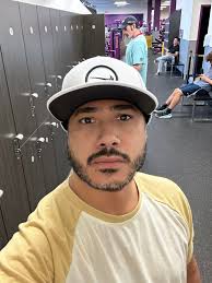 About how many push-ups is respectable for a full grown man 🧐