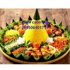 Selain tumpeng kuning dan tumpeng merah putih, sejumlah kuliner khas untuk memperingati hut ri juga selalu muncul di bulan agustus. Tumpeng 17 An Python