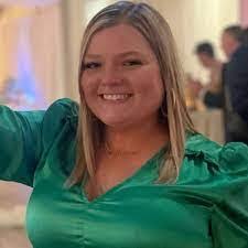 Emily Schreck's Instagram, Twitter & Facebook