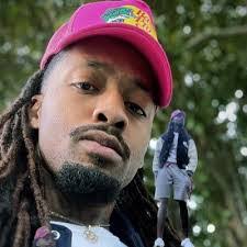 Deborah Quintero's Instagram, Twitter & Facebook