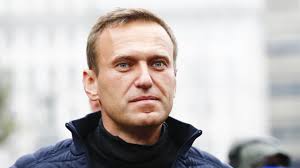 Alexej nawalny und seine frau im krankenbett: Alexei Navalny Case Germany Says Putin Opponent Poisoned By Novichok Nerve Agent