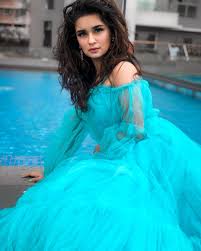 Avneet Kaur Looks Stunning In Shades Of Blue Check Out Photo The Indian Wire Official fan page of teenage actor avneet kaur. avneet kaur looks stunning in shades of
