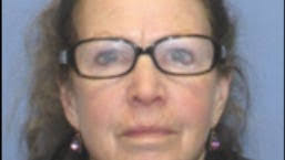 Elizabeth Wohlgemuth's Instagram, Twitter & Facebook