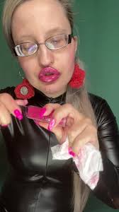 Pink Lip Gloss Addiction ft. Findom Goaldigger: SFW, Mouth Fetish, Face  Fetish, Webcam, Glasses Porn | Faphouse