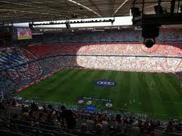 Allianz arena anmeldeportal kennzeichenerkennung hier können sie das kennzeichen ihres pkw registrieren, um in den parkhäusern p1 bis p3 der allianz. Allianz Arena Section 305 Home Of Fc Bayern Munchen