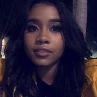 Tina Vickers's Instagram, Twitter & Facebook