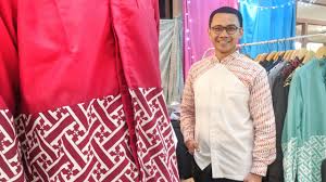 Kaos islami keren quotes kata bijak kdtg 1an. Tren Baju Lebaran Pria Menurut Desainer Baju Koko Fahmi Hendrawan Kumparan Com