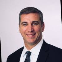 Jonathan Beale's Instagram, Twitter & Facebook