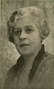 Audrey Bragg's Instagram, Twitter & Facebook