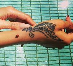 After the exhausting session, bang bang spilled the beans about the inspiration behind rihanna's tattoo, saying, she had something pre. Rihanna S Hand Tattoo Rihanna Hand Tattoo Hand Tattoos Tribal Hand Tattoos