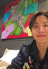 Fill in the blank: They ___ happy. a) is b) am c) are d) be