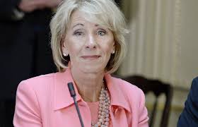 How it unfolded: Education Secretary Betsy DeVos' Bellevue visit