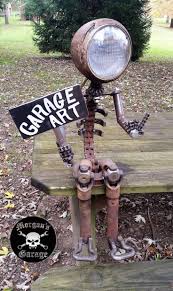 Aus Camperdiy Garage Garag Garage Art From Morgan S Garage Camper Amp Diy Out Camperdiy Metal Art Projects Garage Art Scrap Metal Art