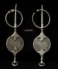 Antique Pair Berber Fibulae - TIZERZAI – Moroccan Silver Coins, North  Morocco - Amazigh Ethnic Jewelry