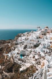 Charming jewelry, elegant watches and sparkling crystal creations commemorate the brand's tradition and craftsmanship. Todo Sobre La Vida Salvaje En Grecia Animals Around The Globe