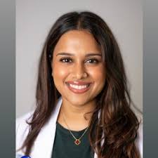 Devina Persaud's Instagram, Twitter & Facebook