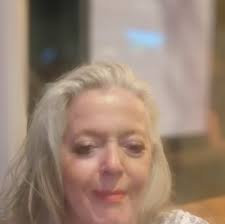 Was just talking today about the old Hotels & Boarding houses in the IOM  someone mentioned the comments books,would be interesting to know if any of  the owners kept them or just