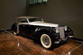 Ssteel C 2013 Bruce Sweetman 040 Sensuous Steel Art Deco Automobiles Photo Gallery Automobile Exhibition Art Deco Car Classic European Cars
