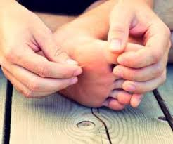 Cara lepas tcassh di belakang hp. Ø¢Ù…ÙˆØ²Ø´ Ø¯Ø±Ø¢ÙˆØ±Ø¯Ù† ØªÛŒØº Ùˆ ØªØ±Ø§Ø´Ù‡ Ú†ÙˆØ¨ Ø§Ø² Ù¾ÙˆØ³Øª Ø¨Ø§ 12 Ø±ÙˆØ´ Ø®Ø§Ù†Ú¯ÛŒ