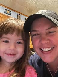 Kris Henderson's Instagram, Twitter & Facebook