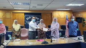 Pejabat perkhidmatan adun lobak, tingkat 1, 169, jalan tuanku munawir 70000 seremban. Terima Kasih Dan Tahniah Yb Juwairiya Zulkifli Adun B Melawati Atas Bantuan Khas Kewangan Aidilfitri Inisiatif