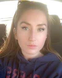 Nicole Mcintyre's Instagram, Twitter & Facebook