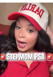 I'm just the messenger 🫢 #stepmomsoftiktok #stepmom #bonusmom #hcbm #...