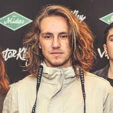 Vitor kley (@vitorkleyoficial) on tiktok | 76.1k likes. Vitor Kley Fotos 3 Fotos No Kboing