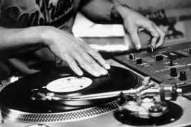 Lo show di dj darius & dj samux. Come Diventare Un Dj Piccola Guida Dettata Da Un Po Di Esperienza La Nozione Del Tempo