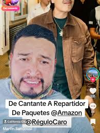 Chamba es chamba y no hay que avergonzarse de tener la bendición de poder  trabajar, si bien no me va mal en mi carrera pero quiero q me vaya mejor en  la