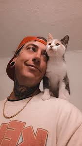 Has anyone received my cat Fiona? This girl was watching her for a short  time and decided to not let me have her back. I just got told she removed  her.....Please help