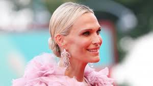 The Real Reason You Recognize Melissa From The Wrong Missy