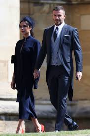 George und amal clooney sollen zur hochzeit von prinz harry und meghan markle eingeladen sein. Meghan Markle Und Prinz Harry Wer Waren Die Hochzeitsgaste Victoria Beckham Outfits Victoria Beckham Stil Modestil