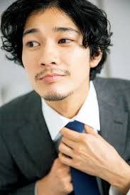 大注目の俳優 清原翔の胸キュンシーン プライベートを大公開 寝起きや休日の過ごし方 気になること全部聞いてみた trill トリル 男性の顔 メンズパーマ メンズ ヘアスタイル