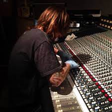 How Long Does It Take To Become A Sound Engineer? | Cras