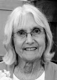 Charlotte Engle's Instagram, Twitter & Facebook