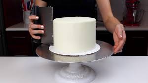 The Best American Buttercream Recipe Ready In 5 Minutes Chelsweets Recipe American Buttercream Frosting Recipe Buttercream Frosting Recipe Buttercream Recipe