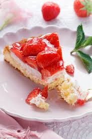 Erdbeerkuchen Mit Mascarpone Creme Und Mandelboden Emmikochteinfach Rezept Erdbeerkuchen Mit Mascarpone Erdbeerkuchen Erdbeerkuchen Rezept