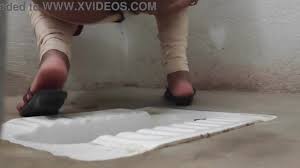 Big Ass Stepsister Closeup Pissing Compilation Viral Video Of Pee watch  online