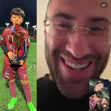 Ayer fue tu hijo, hoy es tu turno David Ospina...... 🎶Miren miren que  locura, miren miren que emoción, ese es David Ospina que volvió al verde  para ser ⌛🎶 💚🤍💪