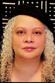 University of Iowa honors 28 faculty and staff award winners