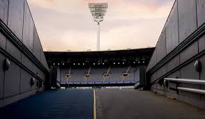 You can also reach the stadium by train or tram. Visit The Melbourne Cricket Ground Cultural Attractions Of Australia