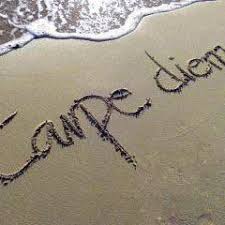 Si aujourd'hui tu venais à mourrir, là, maintenant tout de suite, tu ne crois pas que tu aurait manqué des tas de choses? Vivre Au Jour Le Jour Photos Facebook