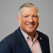 Patrick Dix's Instagram, Twitter & Facebook