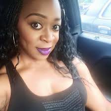 LaTonya Sullivan (naturaldivafabu)