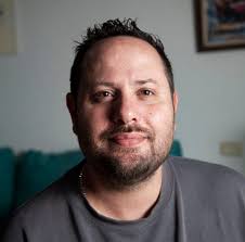 האם אשקלון היא עיר התיירות הבאה של ישראל? שי שטרן יוצא עם משה ניסימפור  ויוסי בובליל להכיר את עיר החוף הדרומית (ואת "עמודי שמשון" המפורסמים)